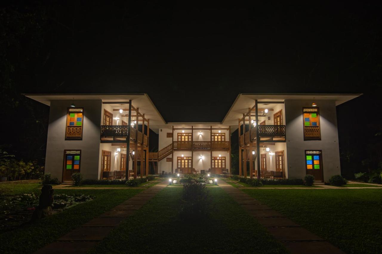 Lanna Ban Hotel Puerto Viejo de Talamanca Buitenkant foto