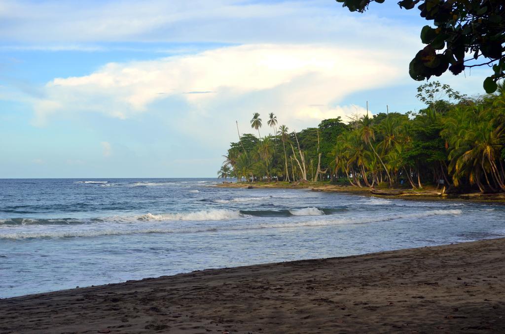 Lanna Ban Hotel Puerto Viejo de Talamanca Buitenkant foto